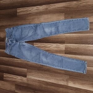 LEVI'S skinny stretched Jeans Size 25 Inseam 28' Light Wash